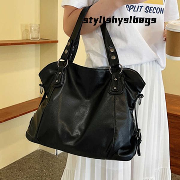 totes womens solid black tote bags large hobo shopper bag roomy handbag quality soft leather crossbody bag female travel shoulder bag 020823
totes womens solid black tote bags large hobo shopper bag roomy handbag quality soft leather crossbody bag female travel shoulder bag 020823