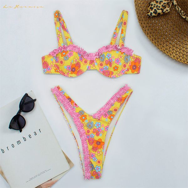women summer designer two piece bikini digital printing edge of fold swimsuits swim swimwears swimming swimwear px0829 fashion beach swimsui, White;black
women summer designer two piece bikini digital printing edge of fold swimsuits swim swimwears swimming swimwear px0829 fashion beach swimsui, White;black