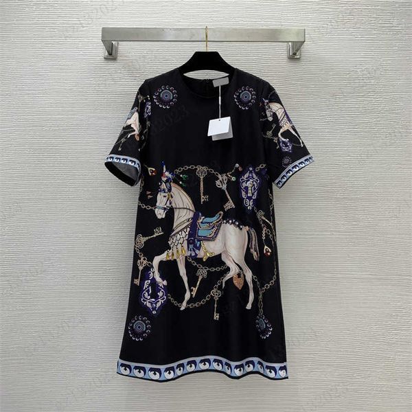 horse print dress classic animal chain key logo crewneck summer dress back zipper design waist cut a-line skirt 2 colors dresses short sleev, Black;gray
horse print dress classic animal chain key logo crewneck summer dress back zipper design waist cut a-line skirt 2 colors dresses short sleev, Black;gray