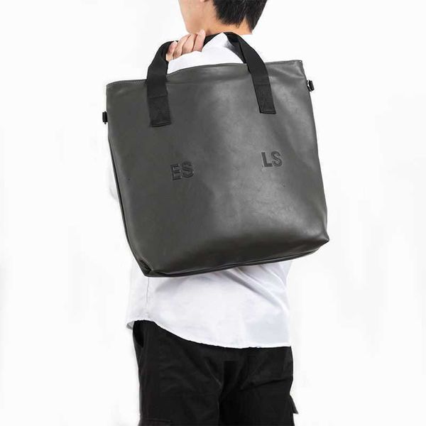 fashion esentials tote bag high street capacity one shoulder crossbody trend brand shopping handbag with label
fashion esentials tote bag high street capacity one shoulder crossbody trend brand shopping handbag with label