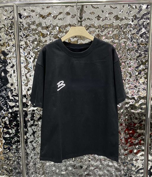 brand 2023 early spring new design three-dimensional letter short sleeve simple casual men and women's same top, White;black
brand 2023 early spring new design three-dimensional letter short sleeve simple casual men and women's same top, White;black