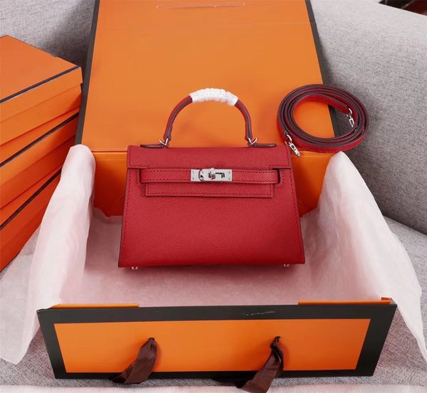 classic gold and silver buckle fashion women's bag shoulder bag messenger bag handbag 5-color optional noble princess bag
classic gold and silver buckle fashion women's bag shoulder bag messenger bag handbag 5-color optional noble princess bag