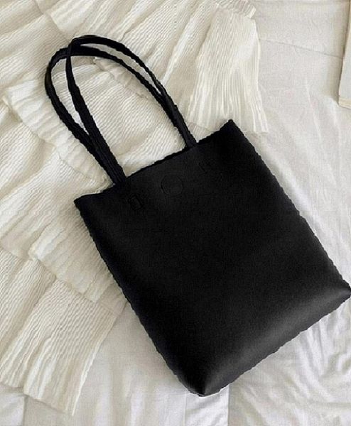 new embossed printing designer bag fashion women chain bag crossbody bags clutch handbag hdsfhhsfgvhnsd
new embossed printing designer bag fashion women chain bag crossbody bags clutch handbag hdsfhhsfgvhnsd