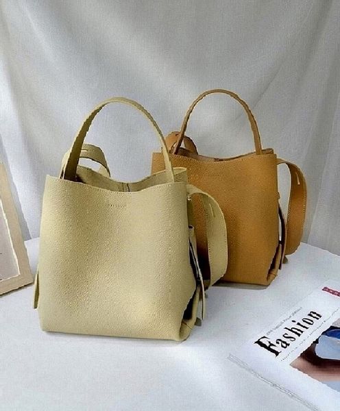 new embossed printing designer bag fashion women chain bag crossbody bags clutch handbag hdfvhsdhfvshjd
new embossed printing designer bag fashion women chain bag crossbody bags clutch handbag hdfvhsdhfvshjd
