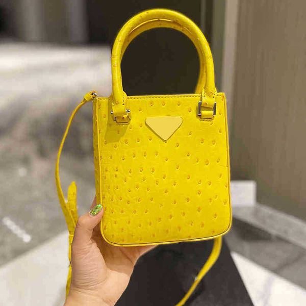 pbag triangle logo shopping bags shoulder bucket woman handbag designer handbags shoppers tote crossbody letters wallets handle lady purses
pbag triangle logo shopping bags shoulder bucket woman handbag designer handbags shoppers tote crossbody letters wallets handle lady purses