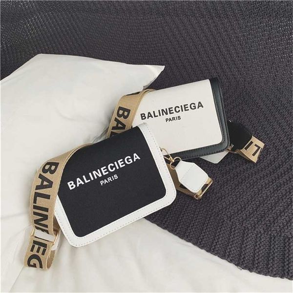 20% off handbag 2023 new bag women's black texture shoulder messenger women's korean small
20% off handbag 2023 new bag women's black texture shoulder messenger women's korean small