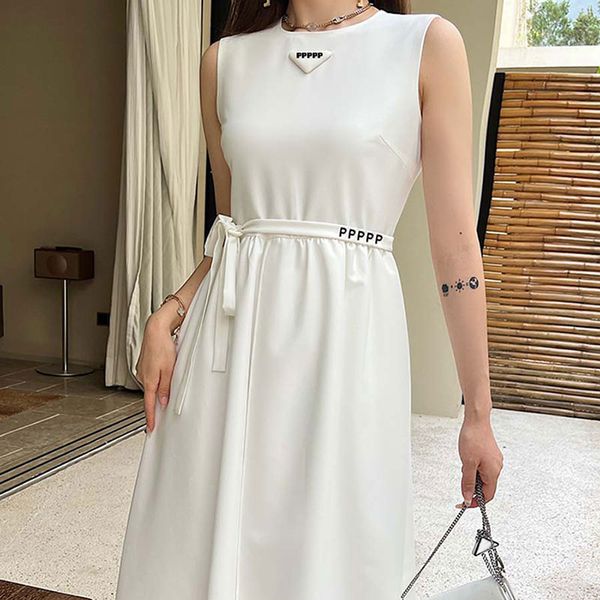 Image of 2023 Top Designer Brand Women&#039;s Fashion Slim Fit Dress White Simple Basic Women&#039;s Casual Long Dress Sexy and Charming Girls&#039; Princess Dress