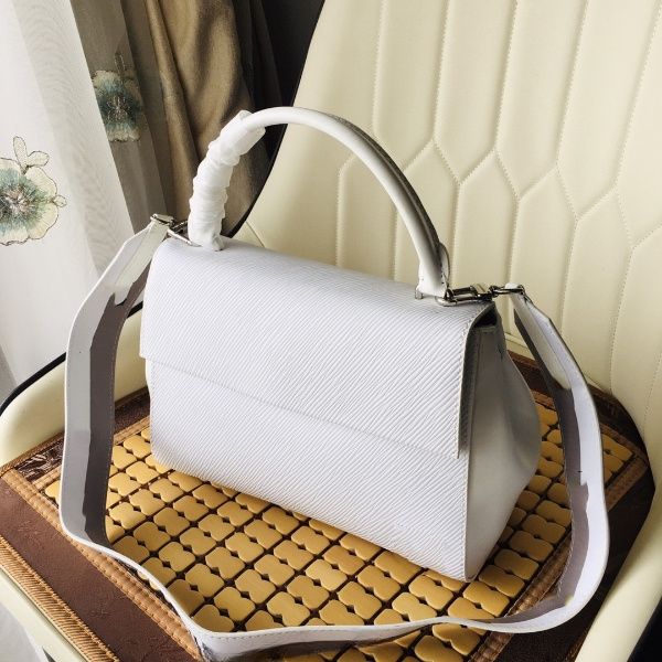 fashion designer woman bag shoulder bag handbag cross body chain canvas large interior space front clamshell magnetic buckle zipper inner po
fashion designer woman bag shoulder bag handbag cross body chain canvas large interior space front clamshell magnetic buckle zipper inner po