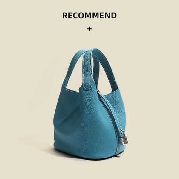 designer herme shoulder bags for women online outlet 2023 new color matching vegetable basket leather bucket l
designer herme shoulder bags for women online outlet 2023 new color matching vegetable basket leather bucket l