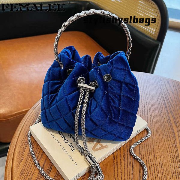 totes luxury quilted velour handbags women fashion velvet shoulder bag metal tassel chain crossbody bags lattice crystal bucket pouch 020823
totes luxury quilted velour handbags women fashion velvet shoulder bag metal tassel chain crossbody bags lattice crystal bucket pouch 020823
