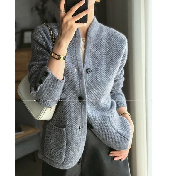 women s knits tees winter korean fashion sweater women y2k short cardigan long sleeve white black striped knitted female 230208
women s knits tees winter korean fashion sweater women y2k short cardigan long sleeve white black striped knitted female 230208