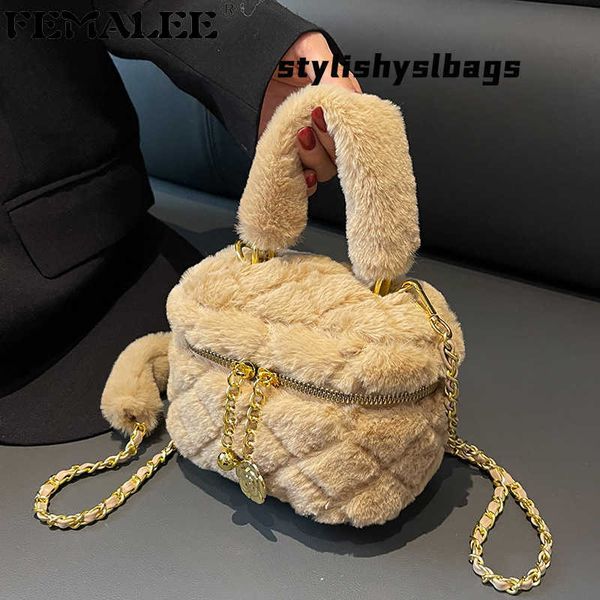 totes diamond lattice chain purse luxury small fur handbags plush women mini box shaped hand bags furry women shoulder messenger bags 020823
totes diamond lattice chain purse luxury small fur handbags plush women mini box shaped hand bags furry women shoulder messenger bags 020823