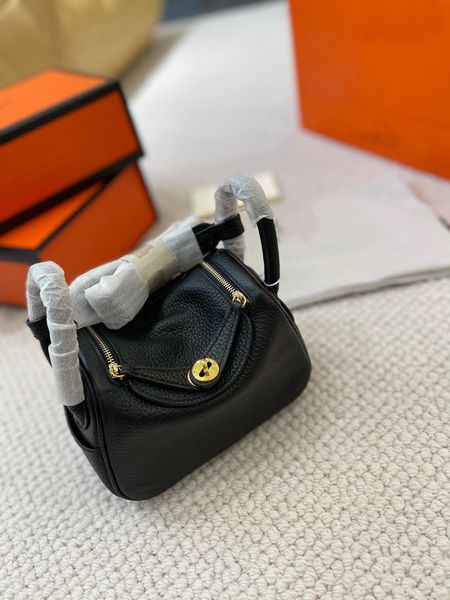 classic solid color 6 color fashionable women's bag elbow shoulder bag camera bag bucket bag small square bag
classic solid color 6 color fashionable women's bag elbow shoulder bag camera bag bucket bag small square bag