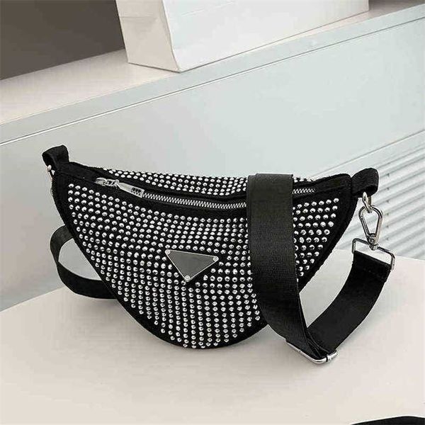 20% off handbag 2023 new bag rhinestone triangle flash diamond shoulder messenger portable geometric women's
20% off handbag 2023 new bag rhinestone triangle flash diamond shoulder messenger portable geometric women's