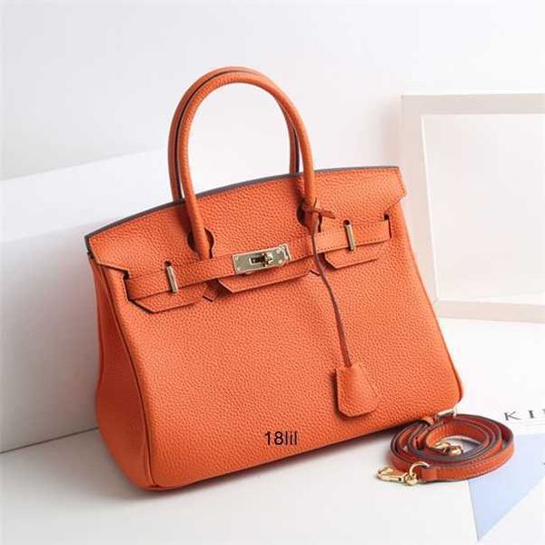 herme birkin 5a bags new large capacity platinum bag leather womens layer cowhide single shoulder messenger bag fashion versatile hand
herme birkin 5a bags new large capacity platinum bag leather womens layer cowhide single shoulder messenger bag fashion versatile hand