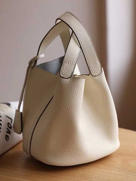 designer herme shoulder bags for women online outlet vegetable basket portable bucket 2023 new spring high-gra
designer herme shoulder bags for women online outlet vegetable basket portable bucket 2023 new spring high-gra