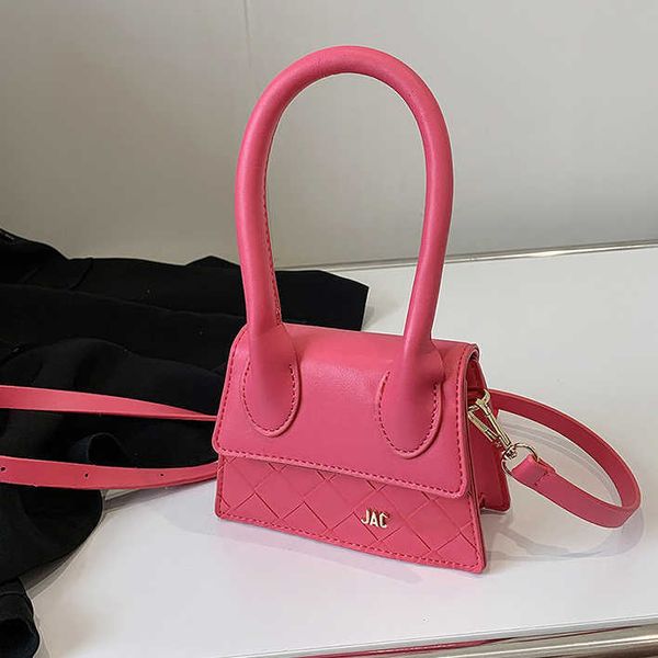 crossbody bags designer handbags women niche letter mini bag leather shoulder cross bags fashion lady purse 230204
crossbody bags designer handbags women niche letter mini bag leather shoulder cross bags fashion lady purse 230204