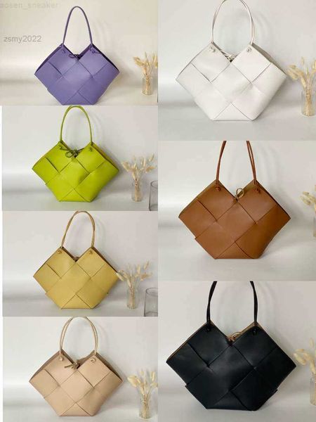 new trendy brand design leather woven soft leather large capacity shipping purse lady handbag women shoulder bag
new trendy brand design leather woven soft leather large capacity shipping purse lady handbag women shoulder bag