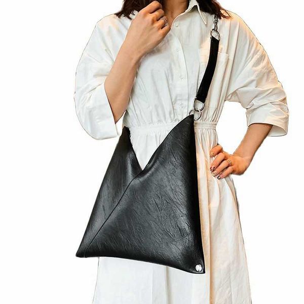 vintage leather tote women's bag soft luxury shoulder bag designer fashion large capacity handbag
vintage leather tote women's bag soft luxury shoulder bag designer fashion large capacity handbag
