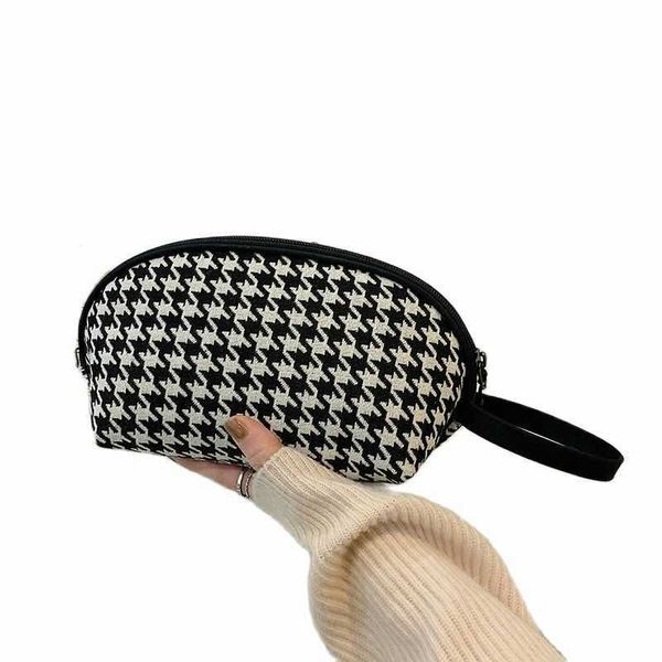 female small subaxillary bags casual retro mini shoulder bag pu luxury hand bags women's phone crossbody bags
female small subaxillary bags casual retro mini shoulder bag pu luxury hand bags women's phone crossbody bags