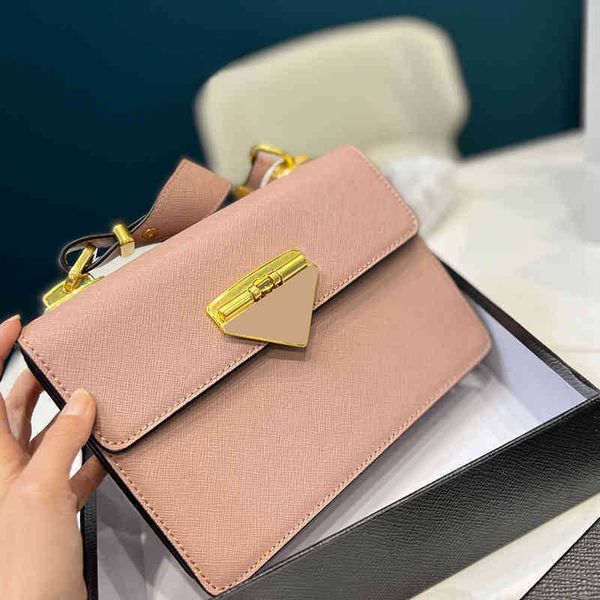 pbag triangle shopping bags shoulder bag designer handbags crossbody vintage handbag women fashion messenger purses lady wallet 0610
pbag triangle shopping bags shoulder bag designer handbags crossbody vintage handbag women fashion messenger purses lady wallet 0610