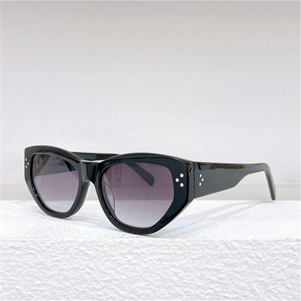 ladies sunglasses for men women summer 40219 style anti-ultraviolet retro plate full frame random box, White;black
ladies sunglasses for men women summer 40219 style anti-ultraviolet retro plate full frame random box, White;black
