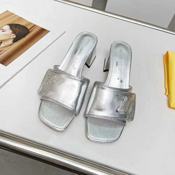 2023 fashion louiseity sandals lady waterproof waterproof viutonity middle high heels leisure high heels mz8, Black
2023 fashion louiseity sandals lady waterproof waterproof viutonity middle high heels leisure high heels mz8, Black