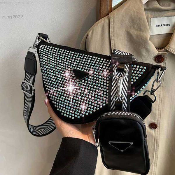 luxury zircon nylon shoulder crossbody triangle bags for women small women's designer zipper handbag female trend armpit bag
luxury zircon nylon shoulder crossbody triangle bags for women small women's designer zipper handbag female trend armpit bag