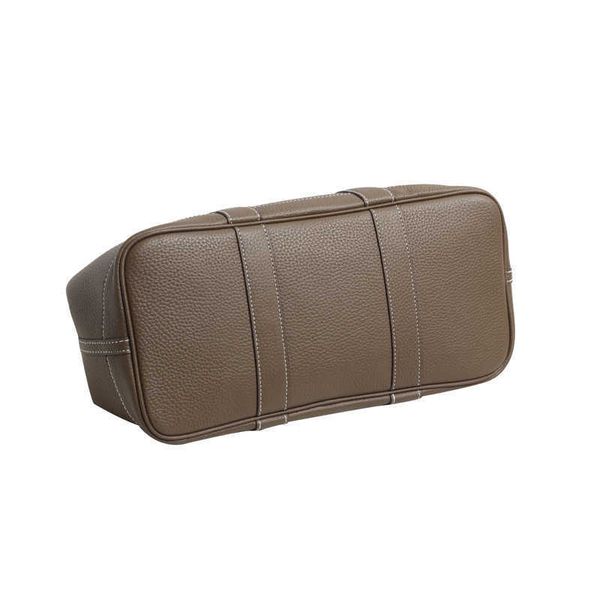 factory wholesale designer h ormes totes handbags new womens bag lychee grain layer cowhide garden leather large capacity fashionable one sh
factory wholesale designer h ormes totes handbags new womens bag lychee grain layer cowhide garden leather large capacity fashionable one sh