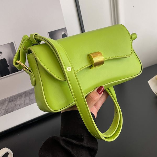 evening bags flap small crossbody for women 2023 spring designer fashion trend leather bag ladies solid color handbags and purses 230208
evening bags flap small crossbody for women 2023 spring designer fashion trend leather bag ladies solid color handbags and purses 230208