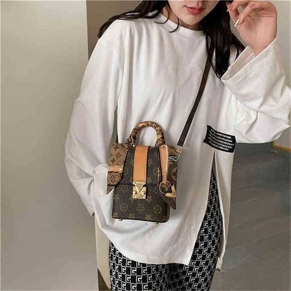 24% off handbag 2023 new bag trend mini vertical key mobile phone classic old flower
24% off handbag 2023 new bag trend mini vertical key mobile phone classic old flower