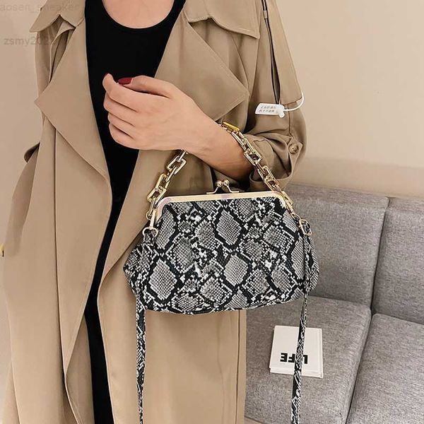 fashion purses and handbags luxury designer shoulder bags for women 2022 new trend thick chain serpentine crossbody bag female
fashion purses and handbags luxury designer shoulder bags for women 2022 new trend thick chain serpentine crossbody bag female