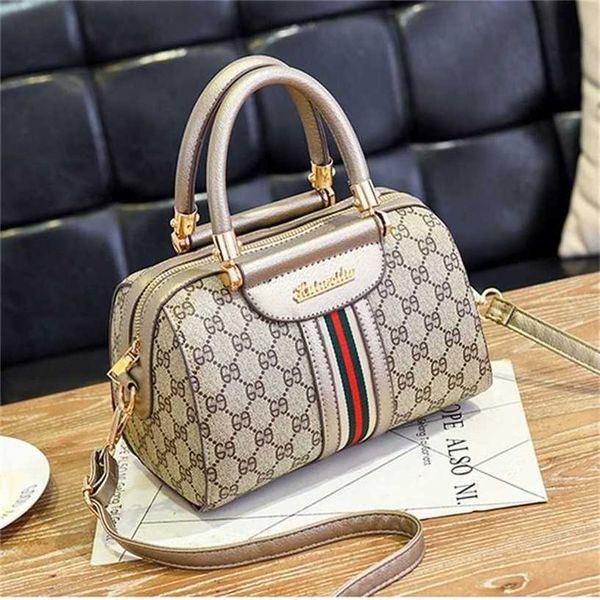 12% off handbag 2023 new bag korean women's handbag printed pillow shoulder messenger
12% off handbag 2023 new bag korean women's handbag printed pillow shoulder messenger