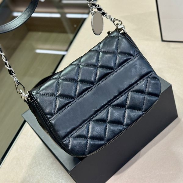 5a designer bag diamond lattice coin pendant women flip purse chain handbag with two shoulder straps
5a designer bag diamond lattice coin pendant women flip purse chain handbag with two shoulder straps