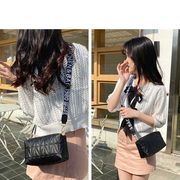 2022 small messenger bag for women trend lingge embroidery camera female fashion ladies shoulder crossbody bags mobile phone bag
2022 small messenger bag for women trend lingge embroidery camera female fashion ladies shoulder crossbody bags mobile phone bag