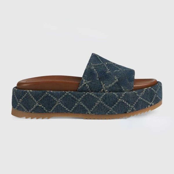 brand casual sandals women for slippers slide flip flops luxury flat thick bottom embroidery printed rubber, Black
brand casual sandals women for slippers slide flip flops luxury flat thick bottom embroidery printed rubber, Black