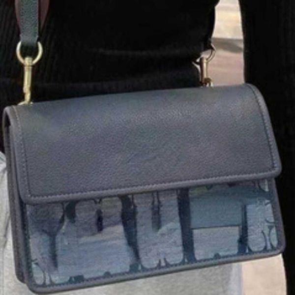 shoulder bags 2023 new men's bag turner flap denim blue flip messenger xiang bulei one messenger camera
shoulder bags 2023 new men's bag turner flap denim blue flip messenger xiang bulei one messenger camera