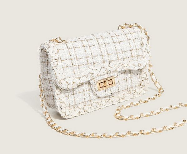 2023 new woman shoulder bag handbag ladies messenger bags plaid woollen fashion classic bags handbags luxury designer
2023 new woman shoulder bag handbag ladies messenger bags plaid woollen fashion classic bags handbags luxury designer