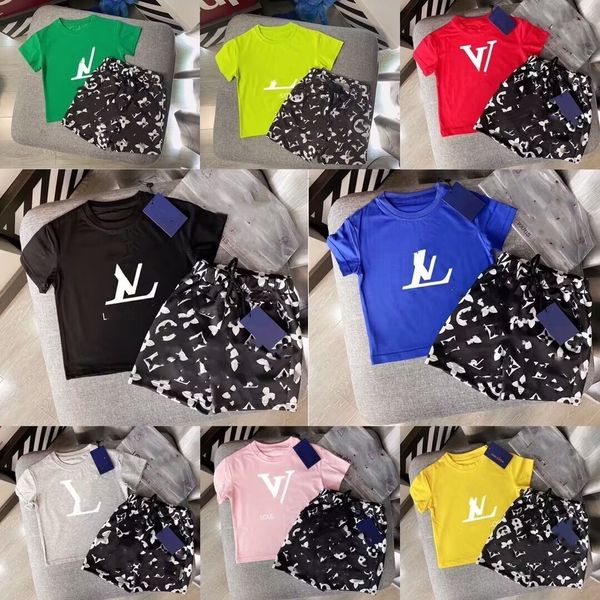 2pics kid sets kids designer clothers baby set toddler t shirt clothing boy girl tracksuits short sleeve suits luxury brand summer classic p, White
2pics kid sets kids designer clothers baby set toddler t shirt clothing boy girl tracksuits short sleeve suits luxury brand summer classic p, White