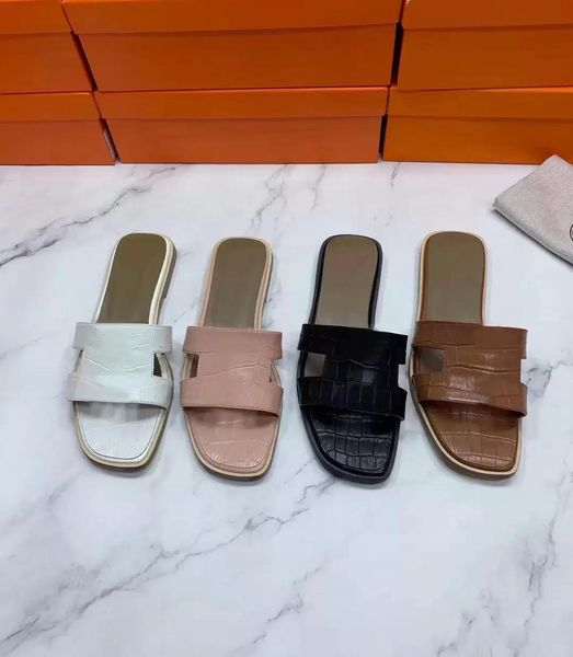 with box 2022 women slippers high heels slide sandal platform slipper chunky 2.4 heel height shoes summer embossed flip flops with box si me, Black
with box 2022 women slippers high heels slide sandal platform slipper chunky 2.4 heel height shoes summer embossed flip flops with box si me, Black