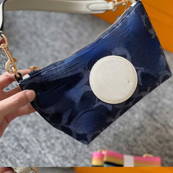 shoulder bags bag female 2023 new dempsey fragrance bud armpit bag half moon mahjong canvas one shoulder messenger
shoulder bags bag female 2023 new dempsey fragrance bud armpit bag half moon mahjong canvas one shoulder messenger