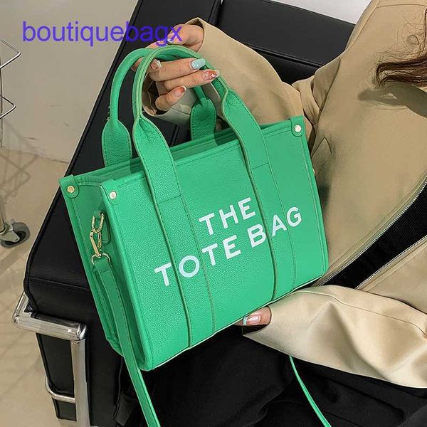 designer handbags womens luxury genuine leather shoulder crossbody women's bag 2023 new letter tote portable s street fashion pu one
designer handbags womens luxury genuine leather shoulder crossbody women's bag 2023 new letter tote portable s street fashion pu one