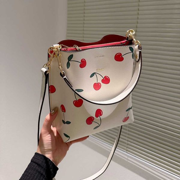 designer bag cherry printing purse handbag totes womens tote bag woman hand charlie shoulder bucket bag ladies large capacity shopping bags
designer bag cherry printing purse handbag totes womens tote bag woman hand charlie shoulder bucket bag ladies large capacity shopping bags