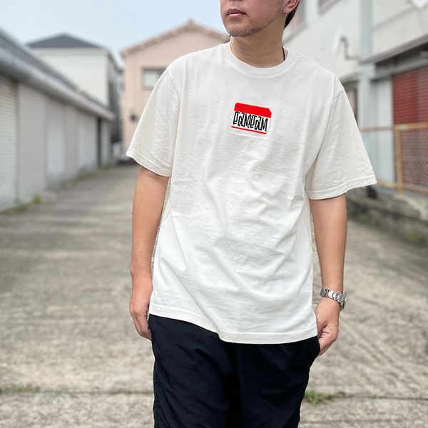 22ss gonz nametag men's t-shirts box letter graffiti signature summer simple solid short sleeve fashion casual breathable women high st, White;black
22ss gonz nametag men's t-shirts box letter graffiti signature summer simple solid short sleeve fashion casual breathable women high st, White;black