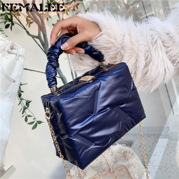 shoulder bags ruched handle women's padded space bag quilted down fabric cotton messenger designer handbags box clutch
shoulder bags ruched handle women's padded space bag quilted down fabric cotton messenger designer handbags box clutch