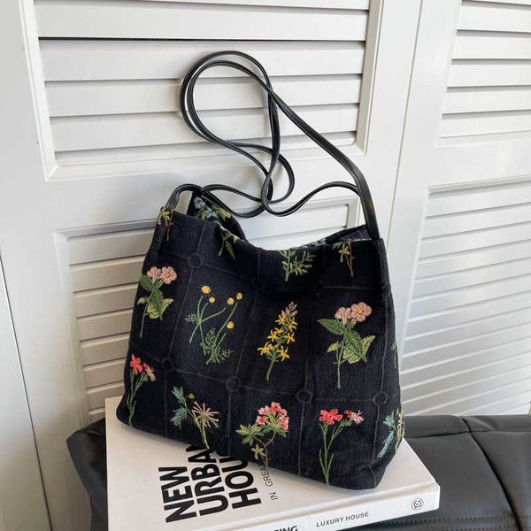 embroidery canvas large flowers tote bags for women new high-quality designer purses and handbag high capacity shoulder bags
embroidery canvas large flowers tote bags for women new high-quality designer purses and handbag high capacity shoulder bags