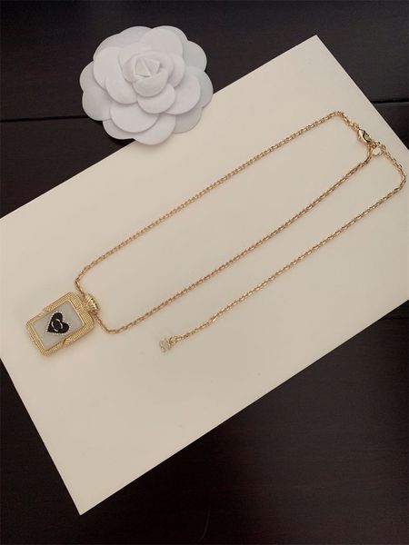 fashion woman perfume bottle pendant necklace designer womens yellow brass jewelrys necklace wedding party box festival gift beautyza, Silver
fashion woman perfume bottle pendant necklace designer womens yellow brass jewelrys necklace wedding party box festival gift beautyza, Silver