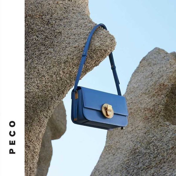 cowhide small and light luxury bag peco independent design 762m can stick bag for women 
cowhide small and light luxury bag peco independent design 762m can stick bag for women