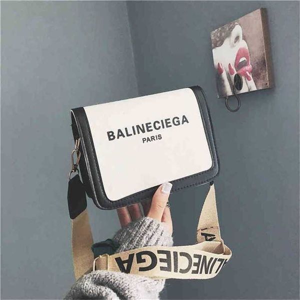 24% off handbag 2023 new bag small women's wide shoulder belt color contrast letter small square korean summer chic shoulder messenger
24% off handbag 2023 new bag small women's wide shoulder belt color contrast letter small square korean summer chic shoulder messenger