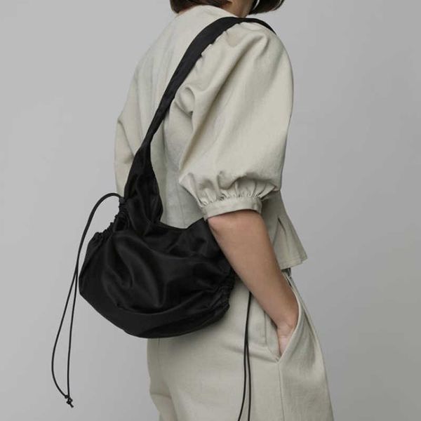 evening bags solid color nylon totes shoulder bags for women 2020 personalized pleated drstring lady bag simple female commuter handbag g230
evening bags solid color nylon totes shoulder bags for women 2020 personalized pleated drstring lady bag simple female commuter handbag g230